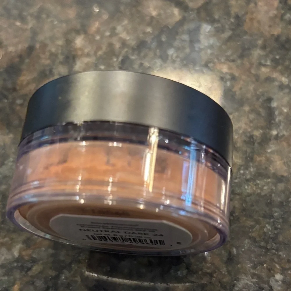 New bareMinerals Original Foundation neutral dark 24